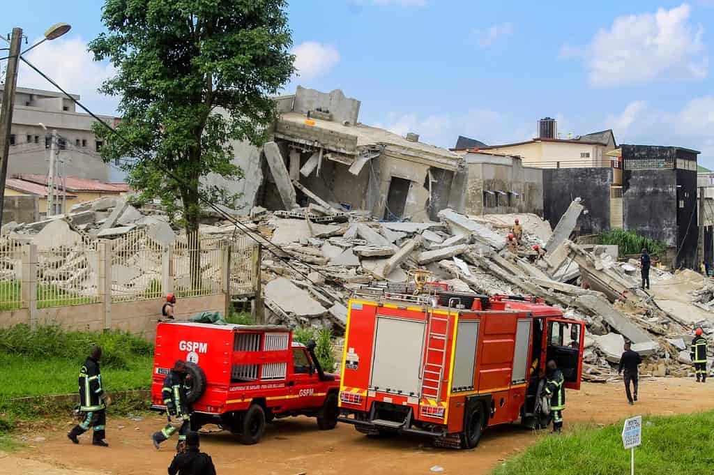 Effondrement immeuble à Abidjan dans le quartier de la riviéra palmeraie