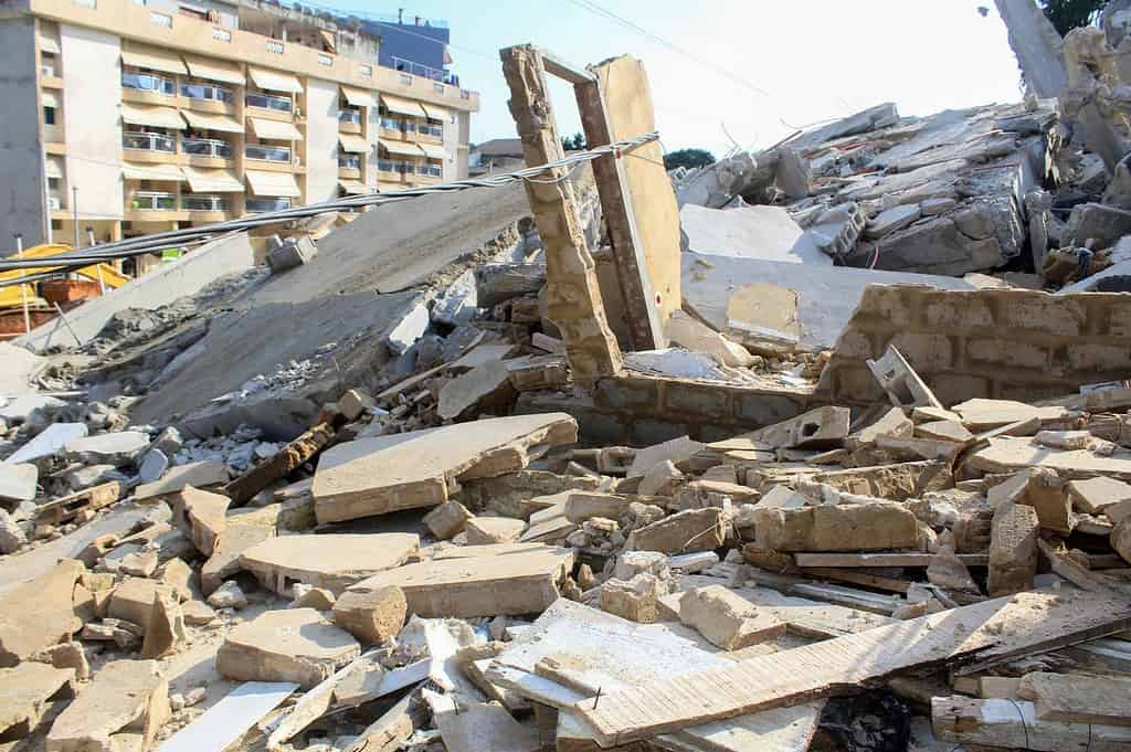 Effondrement immeuble à Abidjan dans le quartier de la riviéra palmeraie