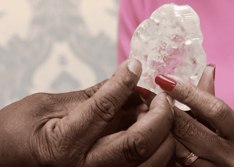 En 2021, le Botswana avait découvert ce qui était le troisième plus gros diamant jamais extrait au monde. (Source : Bureau du président du Botswana)