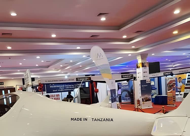 L'avion Skyleader 600 a été dévoilé lors de la Tanzania International Manufacturers Expo 2023 (TIMEXPO), qui s'est tenue au Diamond Jubilee Hall à Dar es Salaam. PHOTO | COURTESY