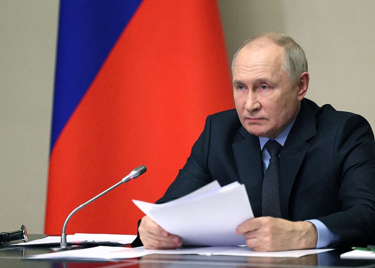 Russian President Vladimir Putin chairs a meeting of members of his Security Council and the government and the heads of law enforcement agencies, at the Novo-Ogaryovo state residence outside Moscow, Russia October 30, 2023. Sputnik/Gavriil Grigorov/Pool via REUTERS ATTENTION EDITORS - THIS IMAGE WAS PROVIDED BY A THIRD PARTY.