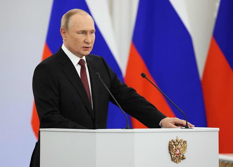 Russian President Vladimir Putin gives a speech during a ceremony formally annexing four regions of Ukraine Russian troops occupy - Lugansk, Donetsk, Kherson and Zaporizhzhia, at the Kremlin in Moscow on September 30, 2022. (Photo by Mikhail METZEL / SPUTNIK / AFP)
