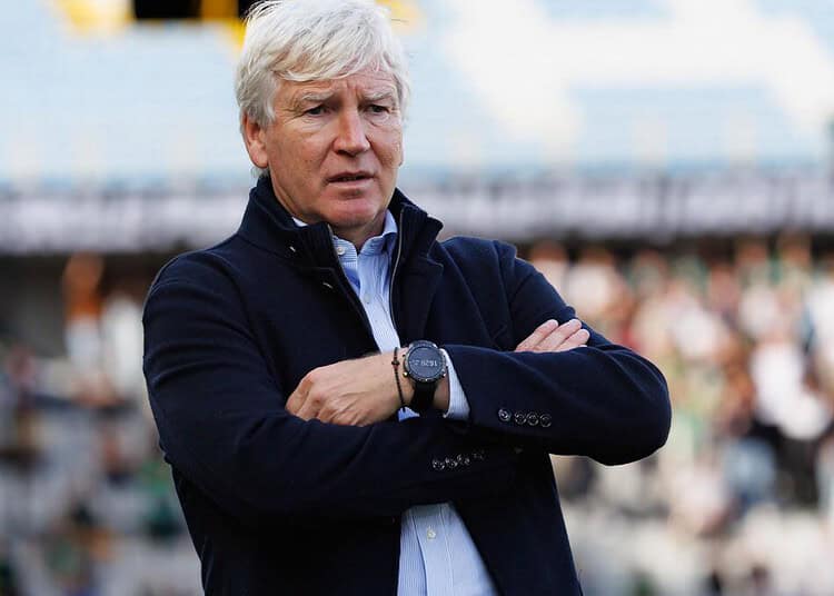 OHL's head coach Marc Brys pictured during a soccer match between Cercle Brugge and OH Leuven, Saturday 07 October 2023 in Brugge, on day 10 of the 'Jupiler Pro League' first division of the Belgian championship. BELGA PHOTO KURT DESPLENTER - Photo by Icon sport