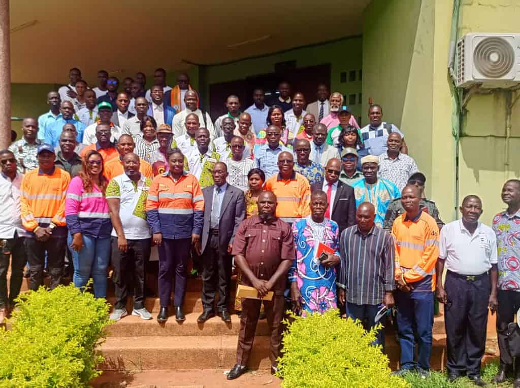 Côte d'Ivoire : L'UJLoG et la Fondation Endeavour unissent leurs forces pour l'environnement