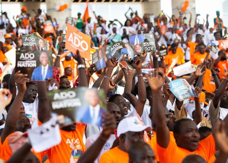 À Treichville, transporteurs et commerçants affichent leur soutien à Ouattara