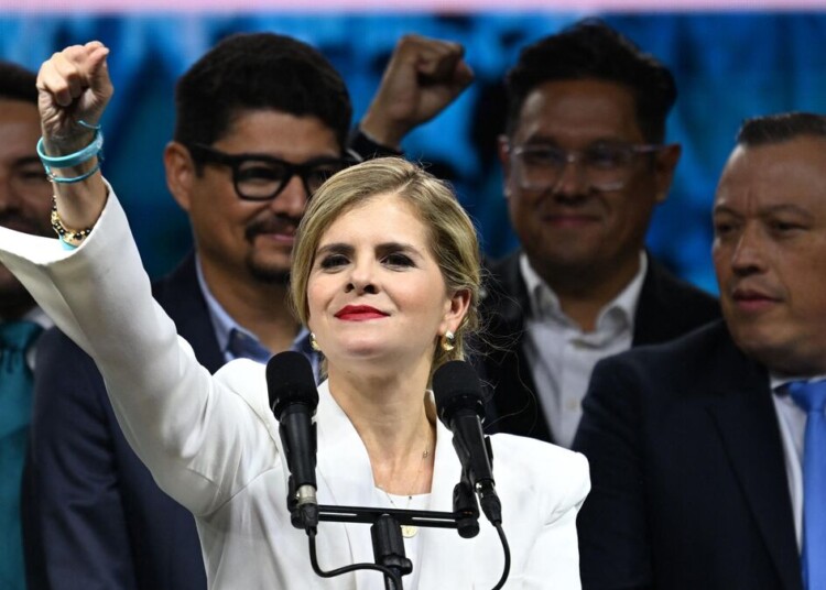 La nouvelle présidente du Costa Rica, Laura Fernandez