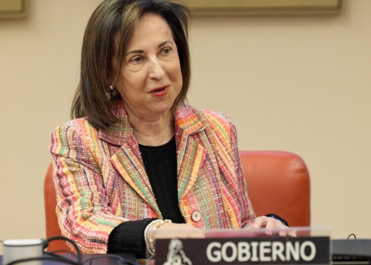 La ministra de Defensa, Margarita Robles, comparece durante la Comisión Mixta de Seguridad Nacional, en el Congreso de los Diputados, a 20 de mayo de 2024, en Madrid (España). La ministra de Defensa ha informado hoy sobre cómo afecta a la Seguridad Nacional el uso del programa informático ‘Pegasus’ de los dispositivos móviles del presidente del Gobierno y de los ministros de Defensa, de Interior y de Agricultura, Pesca y Alimentación, que está siendo investigada por el Juzgado Central de Instrucción número 4.
20 MAYO 2024;MADRID;CONGRESO DE LOS DIPUTADOS;MARGARITA ROBLES;CASO PEGASUS
Jesús Hellín / Europa Press
20/5/2024