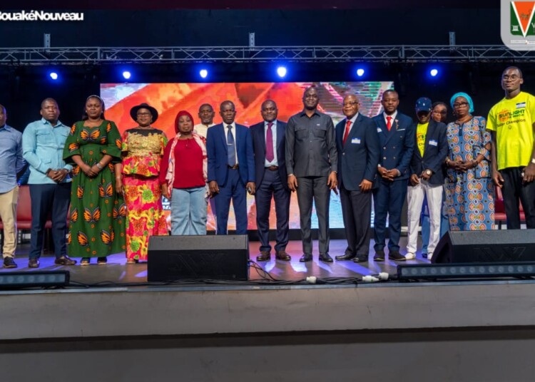 Bouaké forme 500 jeunes aux métiers des énergies renouvelables et parie sur l’économie verte
