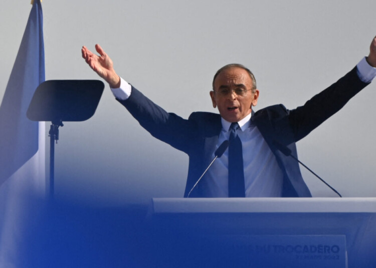 French far-right Reconquete! party President and presidential candidate Eric Zemmour delivers a speech during a campaign rally on the Trocadero square in Paris on March 27, 2022. French voters head to the polls in April 2022 for a presidential election. Photo by Christian Liewig/ABACAPRESS.COM Campagne electorale Election Campaign Election Election Election presidentielle Presidential election Politique Politics | 804131_066 Paris France